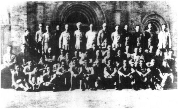辉煌历程——中共中央在延安十三年概述- 延安精神- 渭南市妇幼保健院